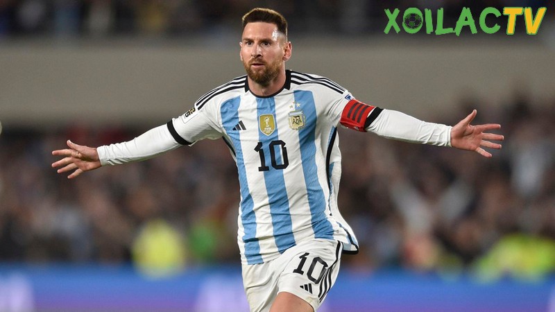 Messi là một trong top 10 cầu thủ hay nhất thế giới